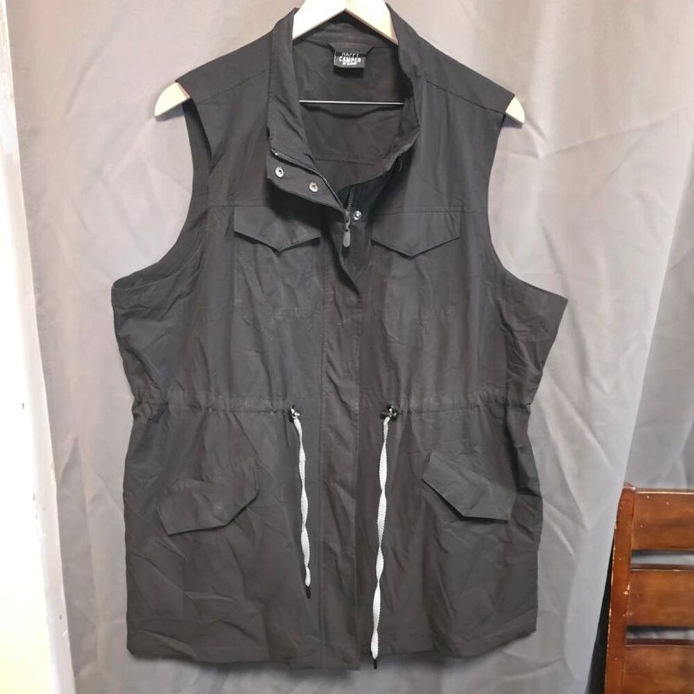Torrid Happy Camper Black Utility Active Vest Plus Size 25" P2P 32" Long